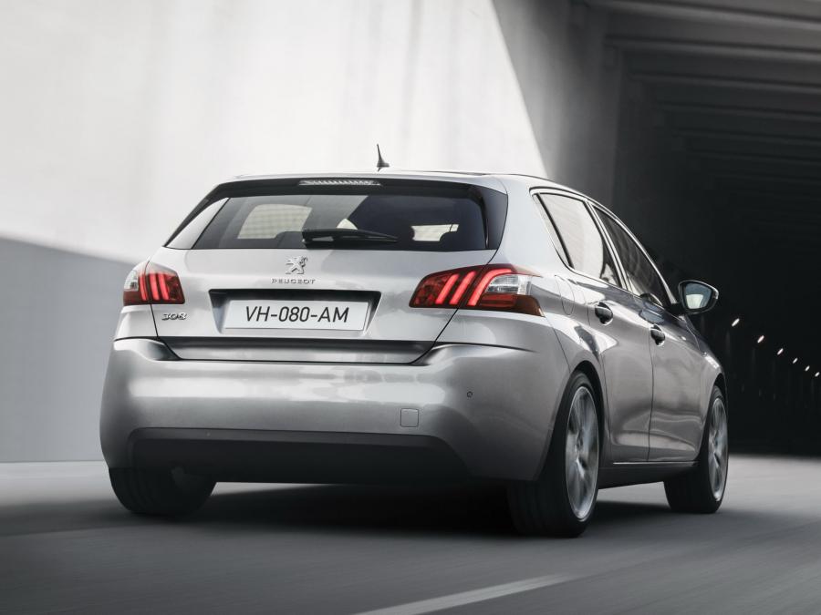  Peugeot 308 2013 года  (фото 33 из 47)